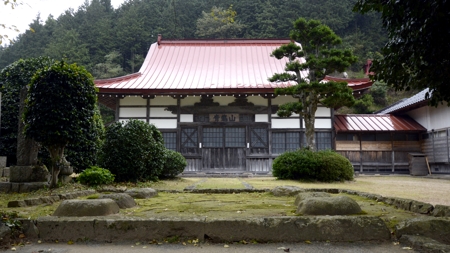 洞養寺(須川)