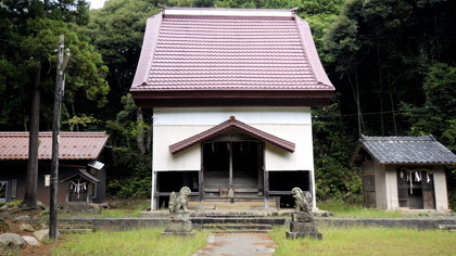 高峰神社(里波見)