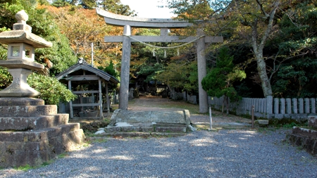 三の鳥居