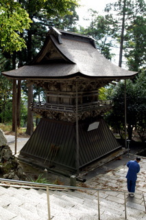 撞かずの鐘(成相寺)